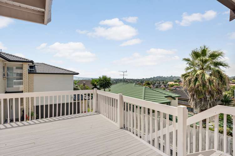 79 Bradbury Road Botany Downs_9
