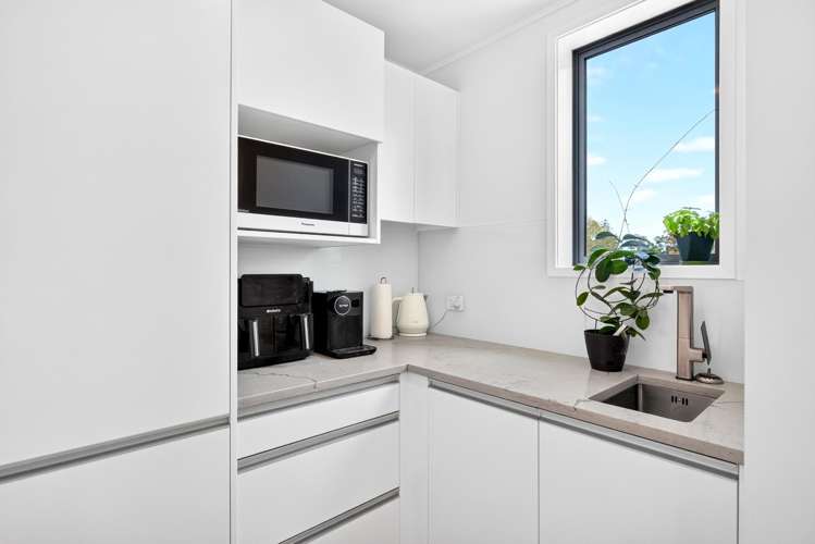 806 Waitakere Road Kumeu_17