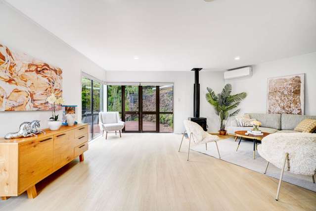 8 Stitchbird Close Murrays Bay_1