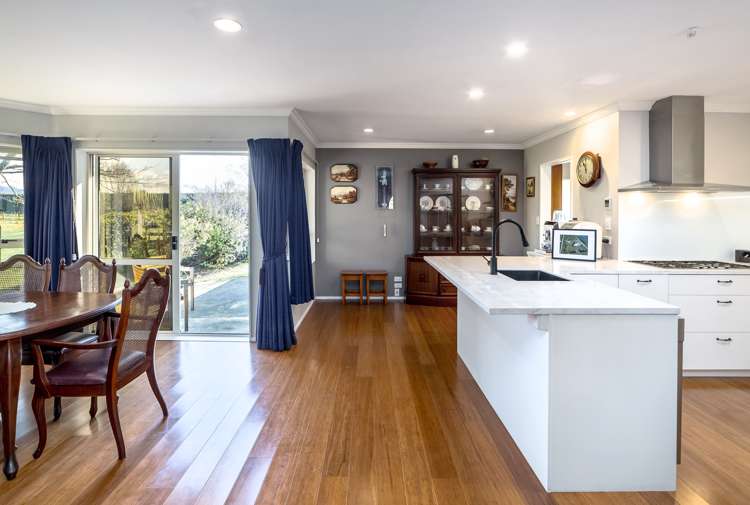 126 Paierau Road Opaki_5