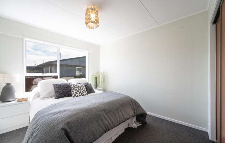 2/27 Cautley Street Richmond_9