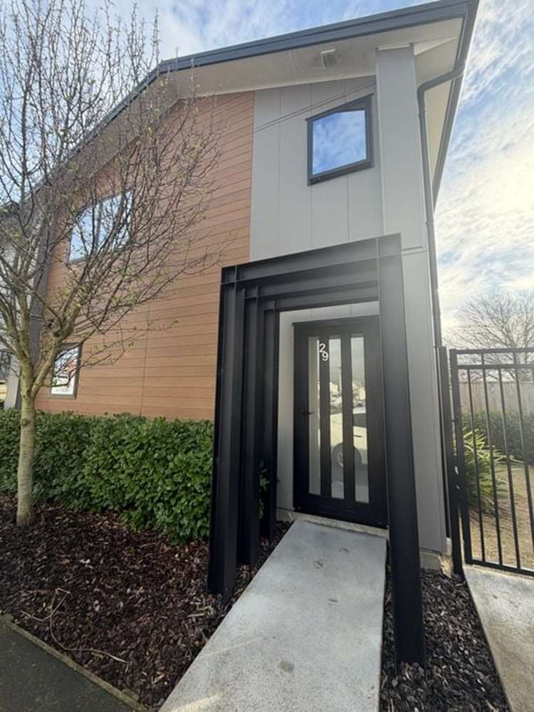 29 Hargest Crescent_0