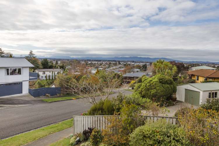 10 Sunrise Heights Feilding_16