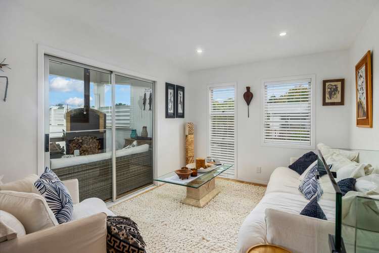 679 Huia Road Parau_11