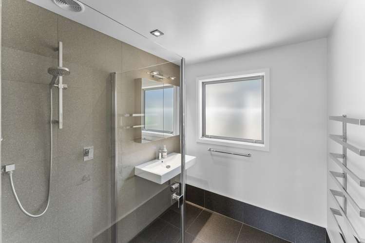 32 Valhalla Drive Richmond_16