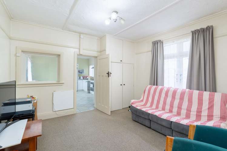 11 and 13 Udy Street Petone_9