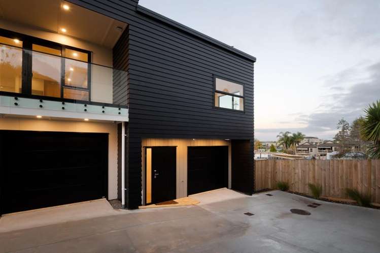 9/143 Clarence Street_1