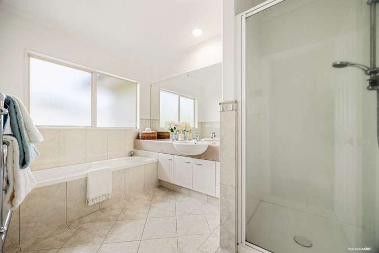 2 San Luis Place Golflands_17