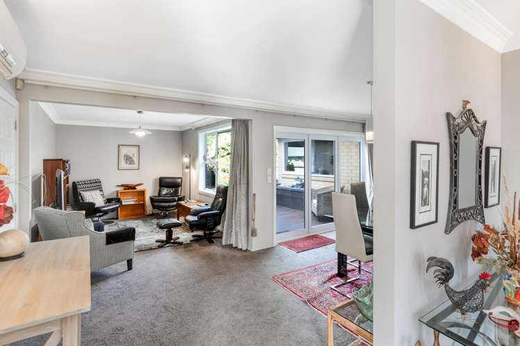 13 Alderson Avenue Hillsborough_8