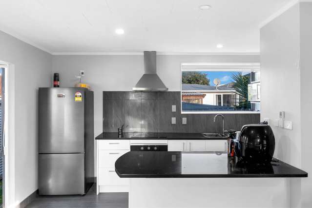 2A Clark Street Manurewa_3