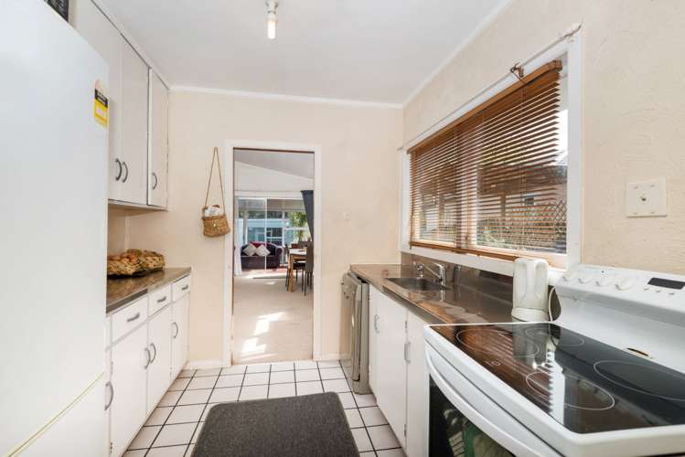 54 Titoki Street Te Atatu Peninsula_16