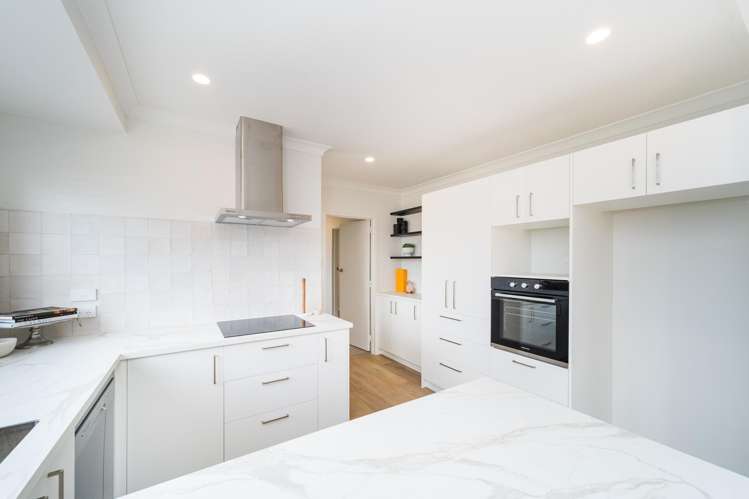 167 Maxwells Line Awapuni_10