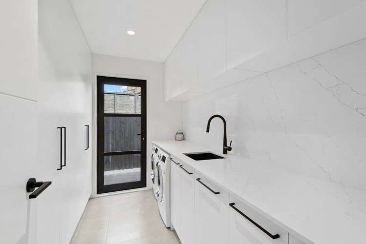 16 Mays Road Saint Albans_18