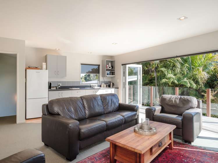 27 Island Road Whataupoko_13