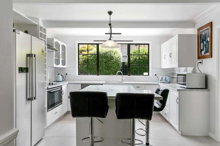 46 Arrowsmith Avenue Waipahihi_10