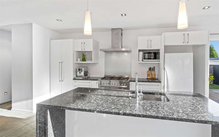 1/42 Seymour Street Hornby_3