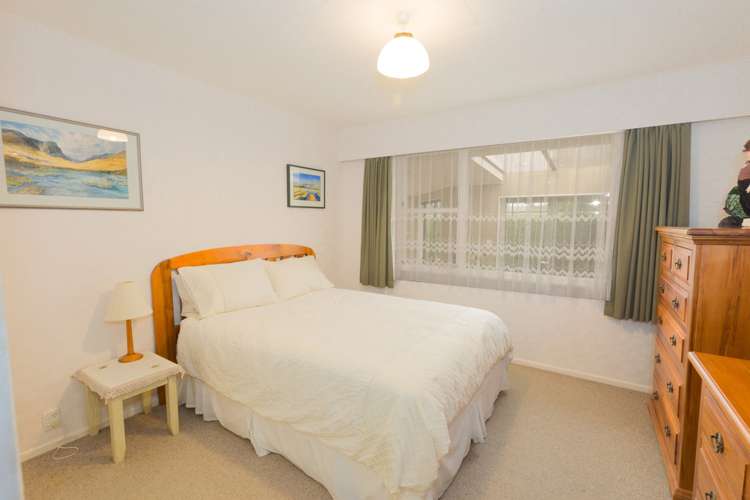 35 Somes Crescent Newlands_10