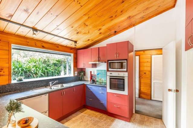 7 Miromiro Road Normandale_1