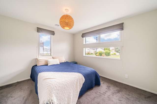 10 Hollyford Place Aotea_4