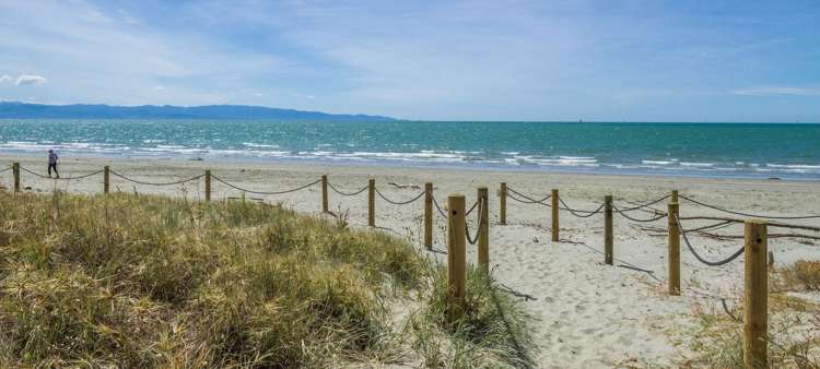 10/5 Bisley Avenue Moana_3