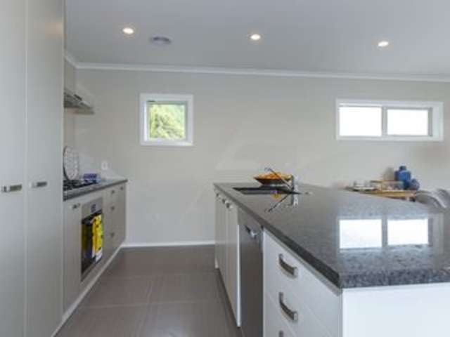 4/121 Muritai Road Eastbourne_3