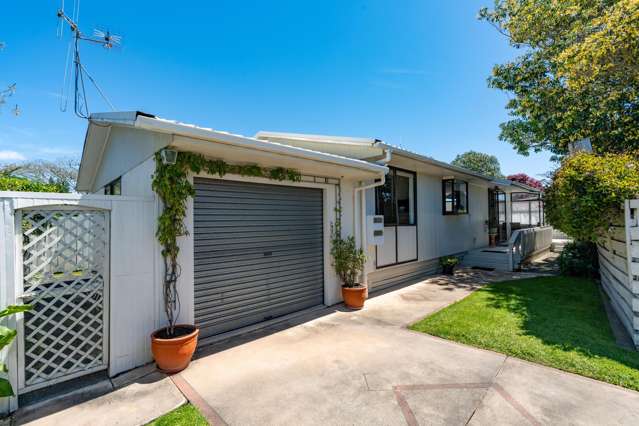 Immaculate 2-Bedroom Home in a Prime Location