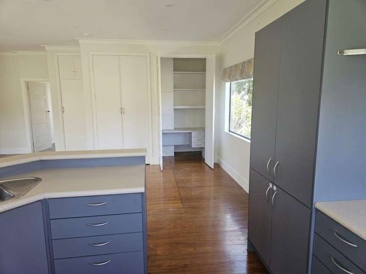 993 Pourerere Road Omakere_6