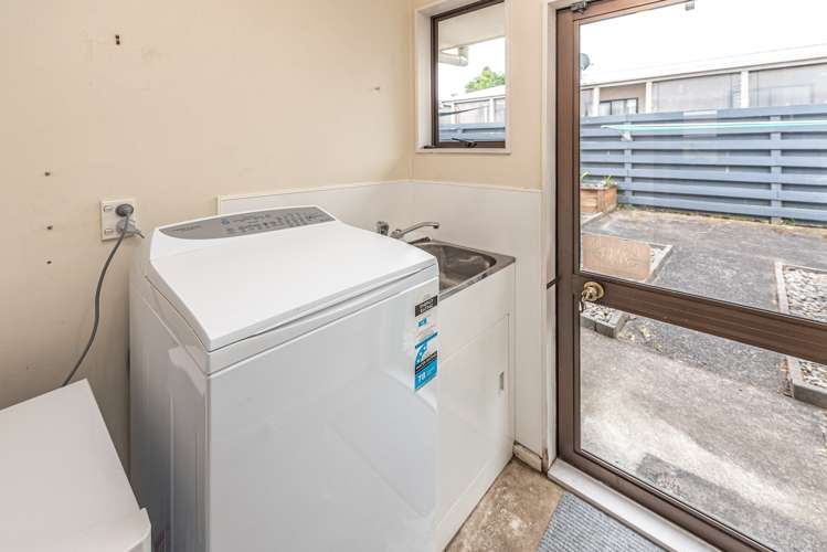 2 Hampton Place Springvale_19