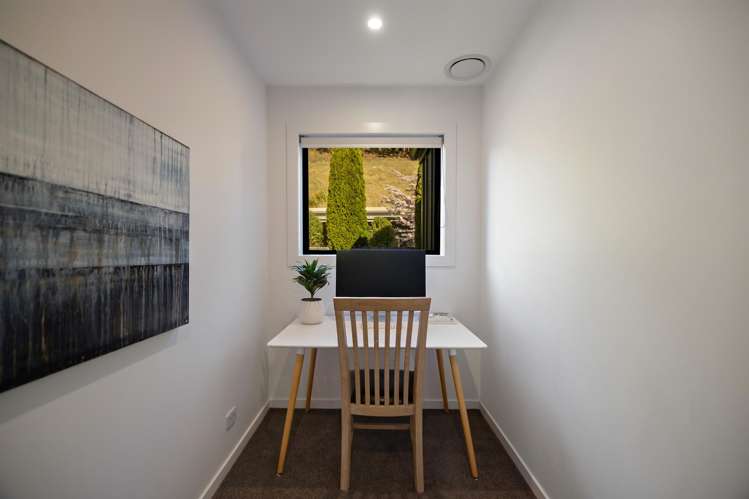 4 and 4A Marsden Place Lower Shotover_16