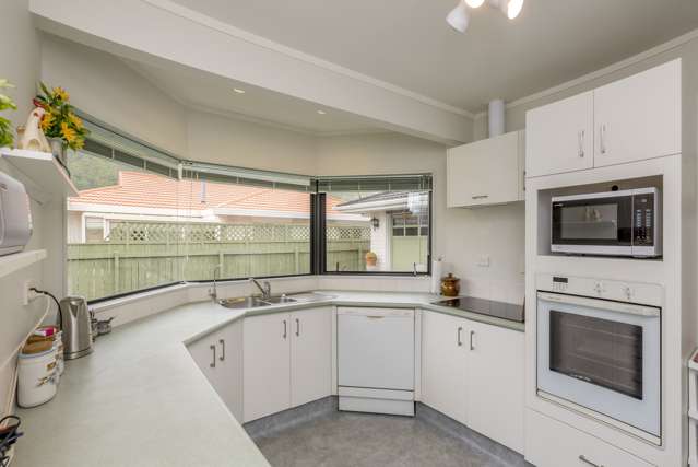 34 Cranbrook Grove Waikanae_3