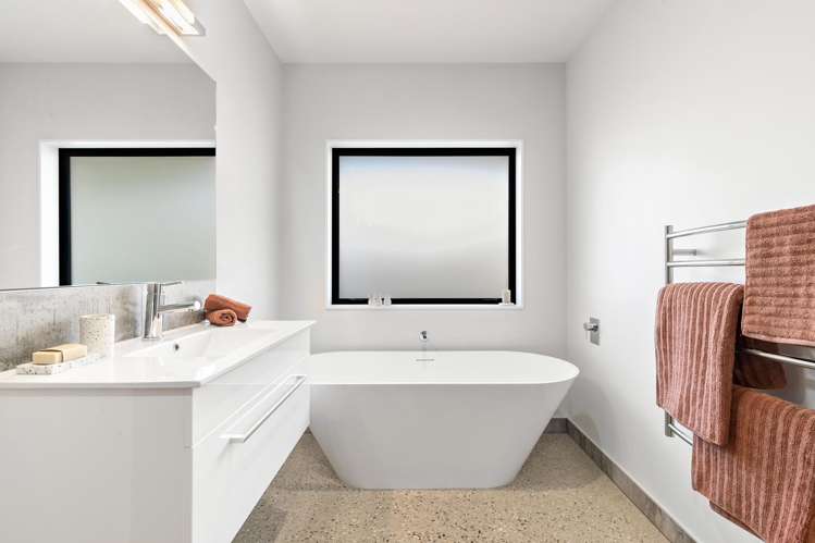 50 Judge And Jury Drive Dalefield/Wakatipu Basin_16