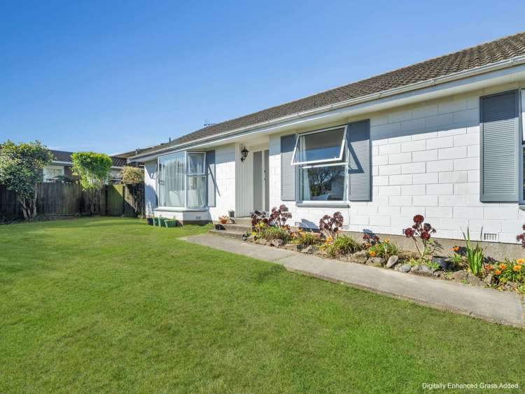 12 Delaware Crescent Russley_22