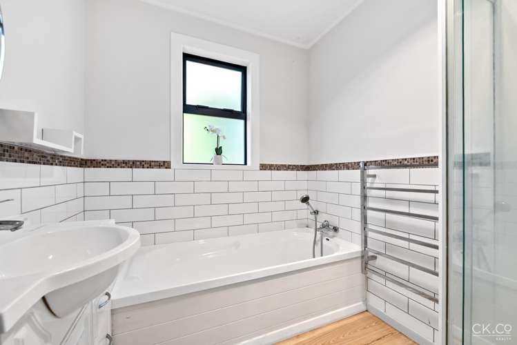 76 Horoeka Street Stokes Valley_13