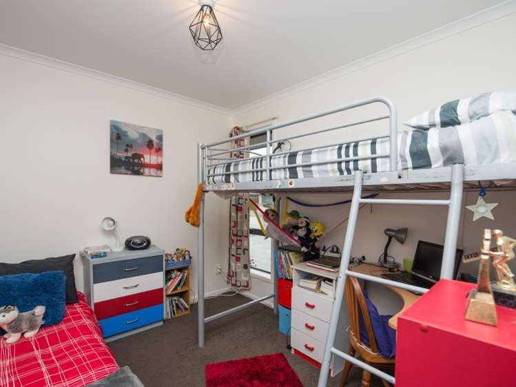 21 Newfield Drive Fairview Downs_9