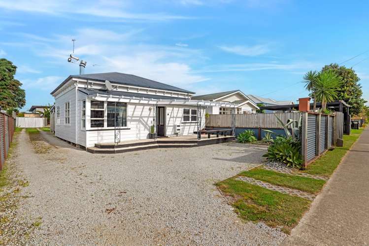 64 Awapuni Road Awapuni_23