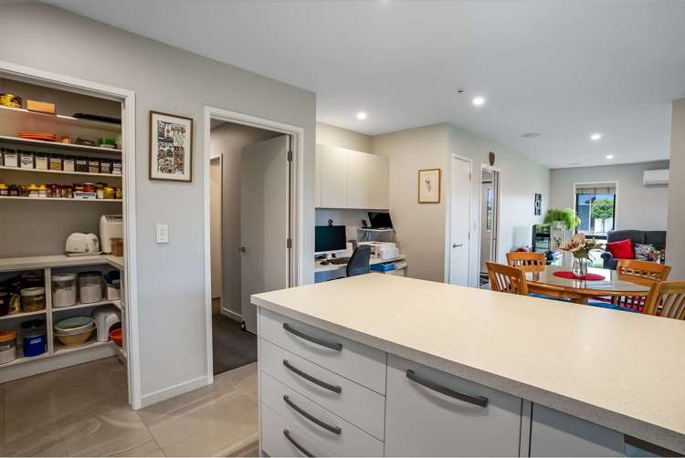 57 Sunline Avenue Lincoln_6