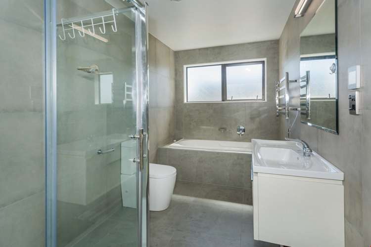 68 Harvest Avenue Orewa_21