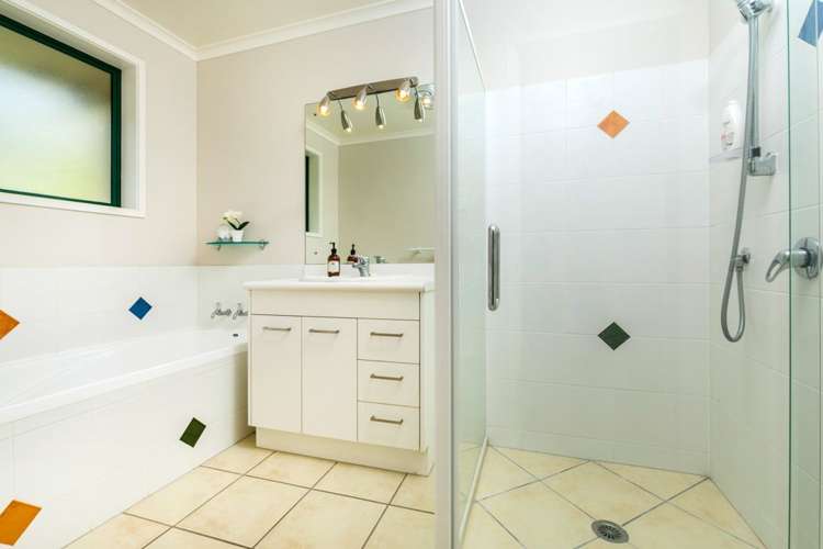 7 Roberta Crescent Orewa_12