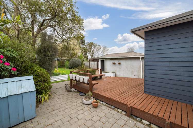 33 Frankleigh Street Somerfield_17