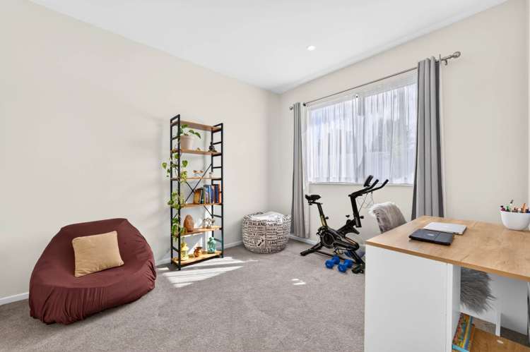 83 Muriwai Road Waimauku_19