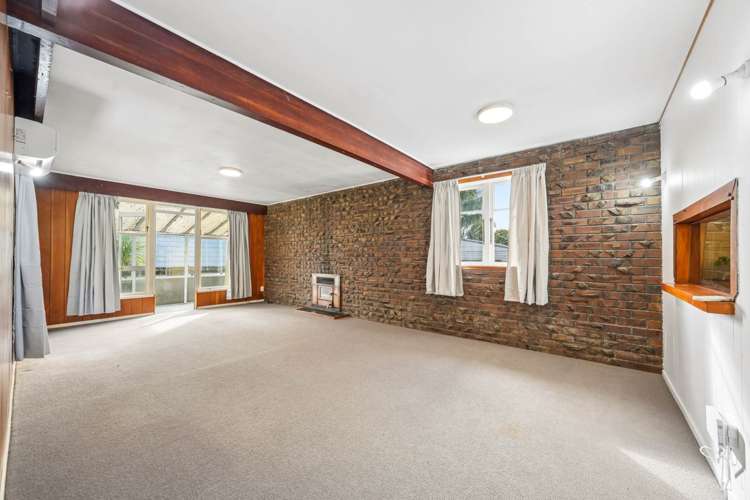 6 Holman Road Te Atatu Peninsula_18
