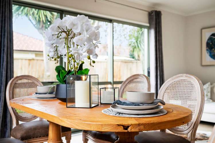 8 Dalcross Drive Flat Bush_13