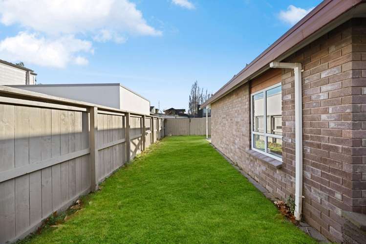 801A River Road Chartwell_16