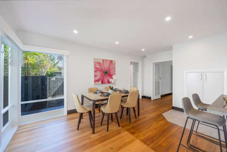 22 Invermay Avenue Mount Roskill_11