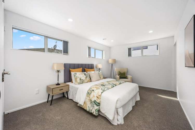 832a East Coast Road Oteha_7