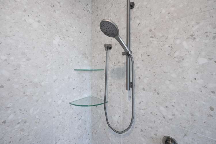 17 Arihi Crescent Frimley_24