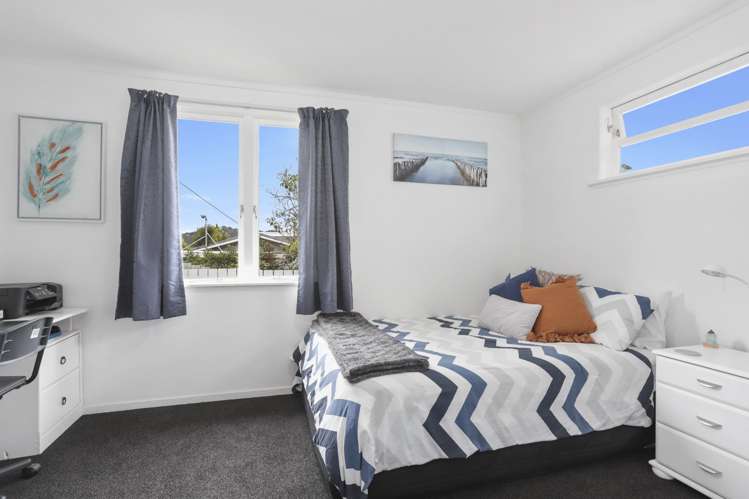 7 Norman Road Titirangi_6