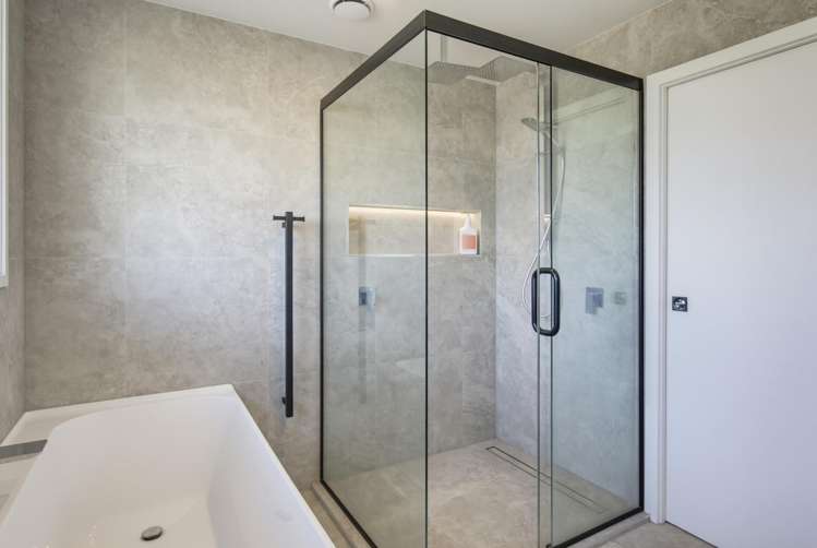 16B Karaka Street Otaki Beach_13