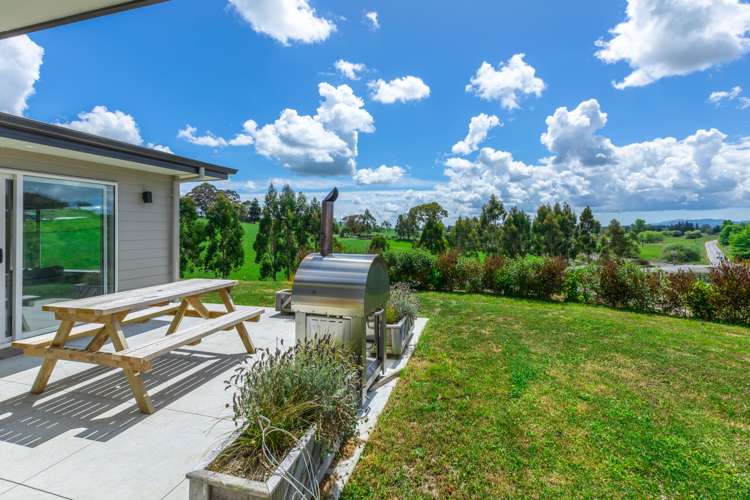 100 Racecourse Road Waipawa_13