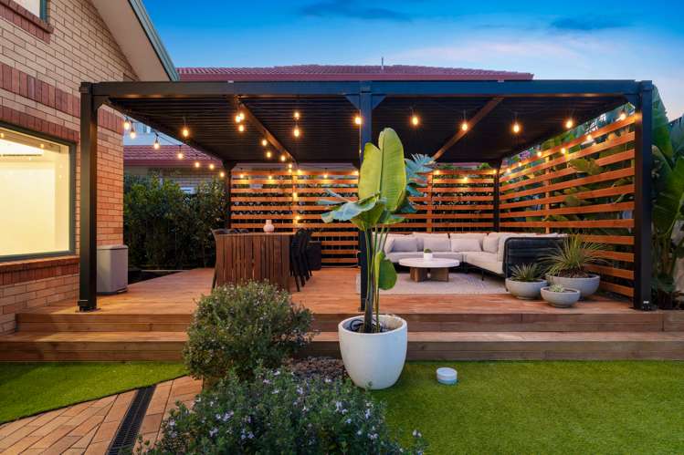 8 Vinograd Drive Te Atatu Peninsula_8